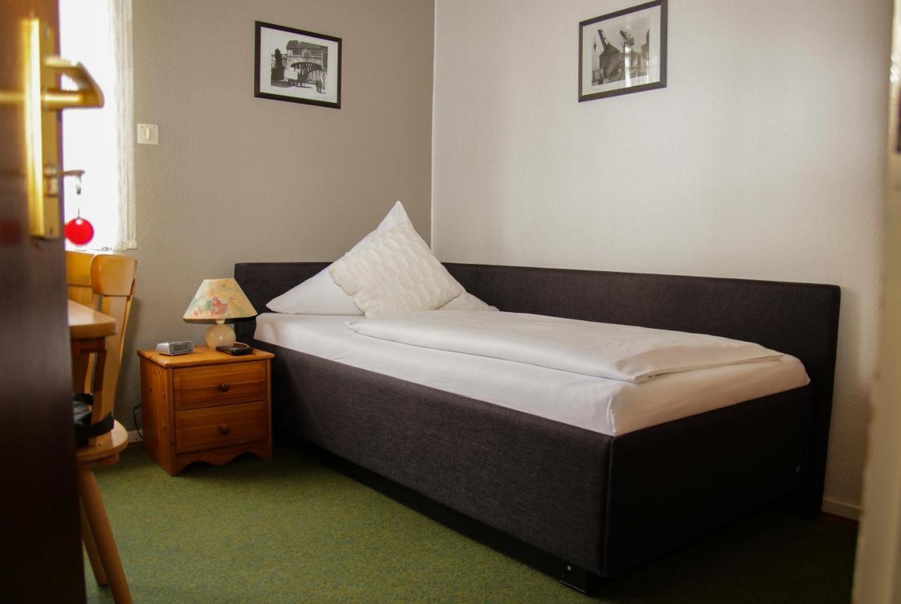 Hotel Meiendorfer Park Free Parking Hamburg Exterior photo