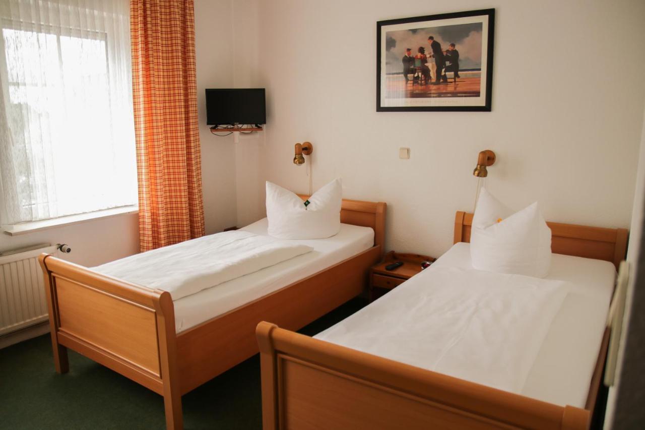Hotel Meiendorfer Park Free Parking Hamburg Exterior photo